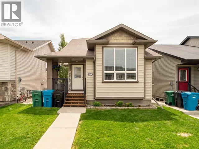 554 Margaret Sutherland Crescent N, Lethbridge, Alberta T1H5R6
