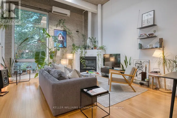 206 - 264 SEATON STREET, Toronto (Moss Park), Ontario M5A2T4