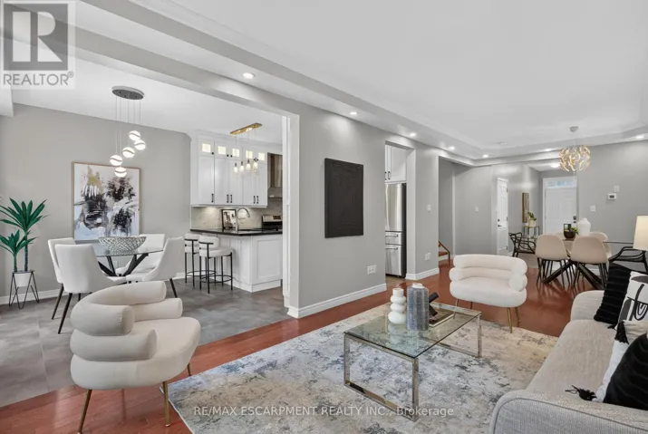 5302 PICKETTS WAY, Burlington (Orchard), Ontario L7L7J6