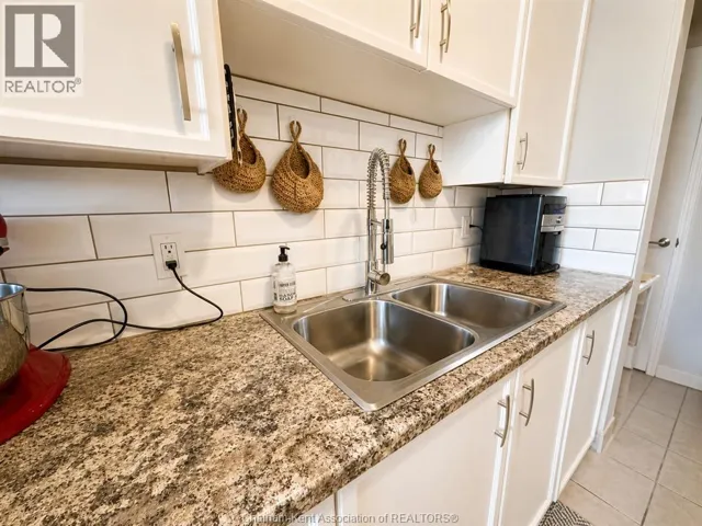 276 Merritt AVENUE Unit# 102, Chatham, Ontario N7M5T8