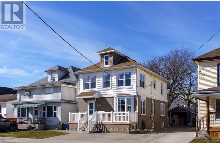5679 DESSON AVENUE, Niagara Falls (Clifton Hill), Ontario L2G3T3
