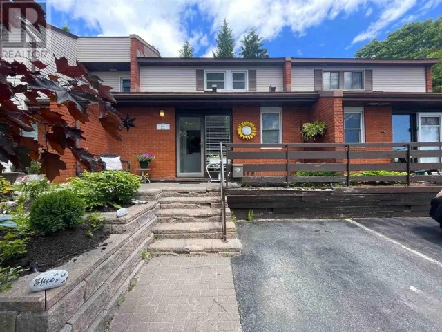 21 Capital PL, Elliot Lake, Ontario P5A2P8