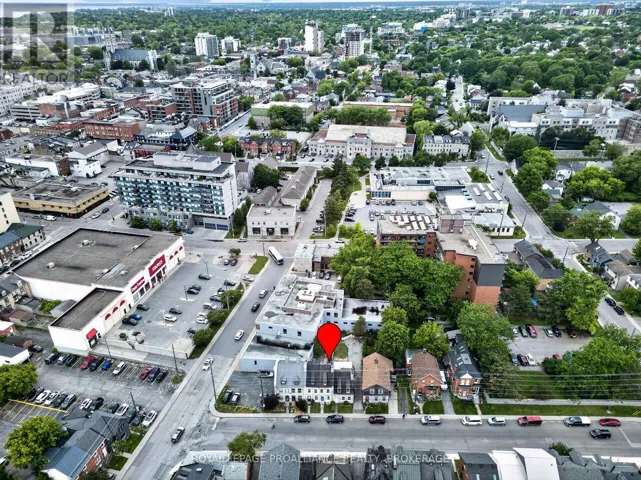 12 RIDEAU STREET, Kingston (East of Sir John A. Blvd), Ontario K7K2Z6