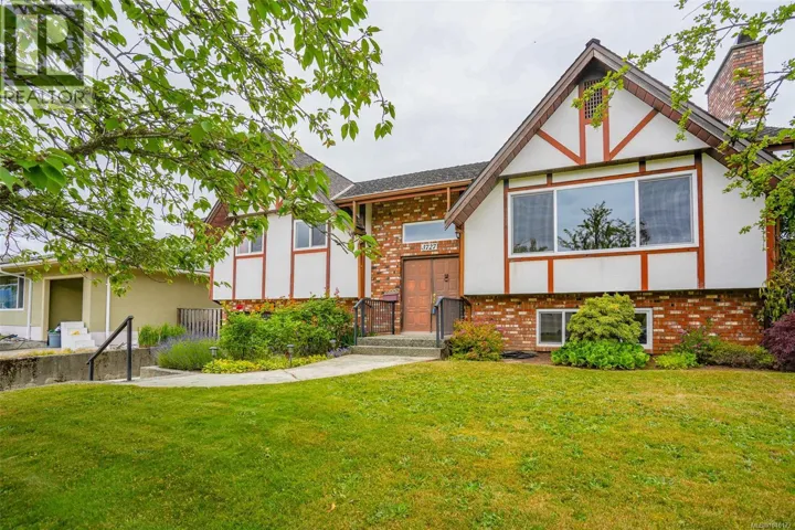 3727 Maitland St, Port Alberni, British Columbia V9Y3X4