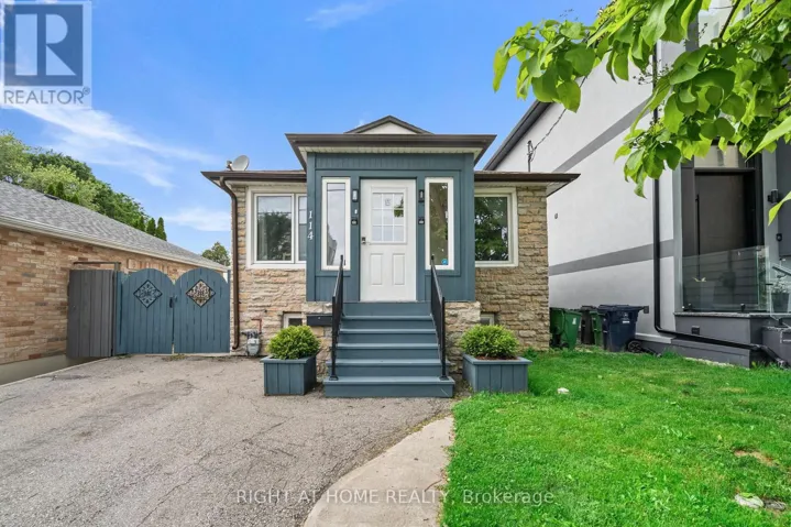 114 NEW CASTLE STREET N, Toronto (Mimico), Ontario M8Z1C8