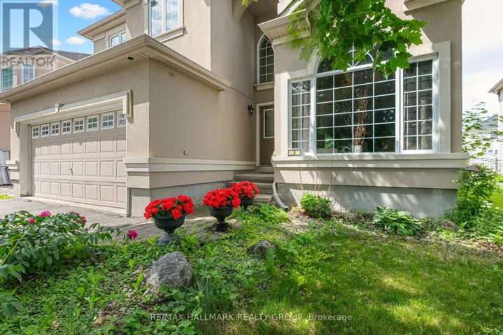 9 BLACKSHIRE CIRCLE, Ottawa, Ontario K2J5L8