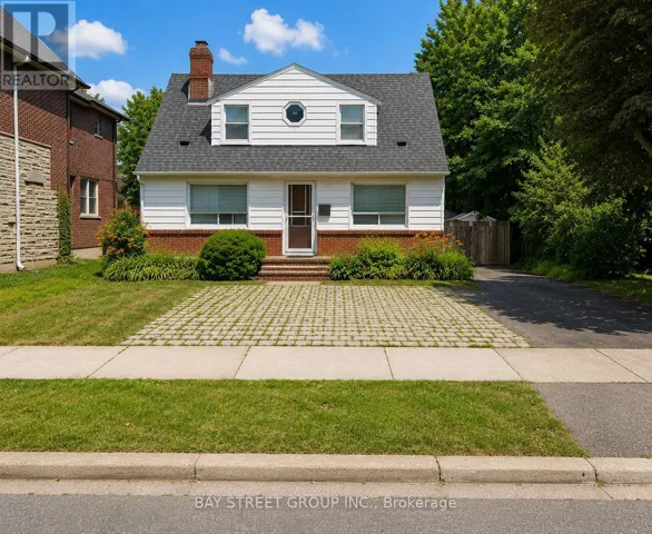 9 GLENBOROUGH PARK CRESCENT, Toronto (Newtonbrook West), Ontario M2R2G4