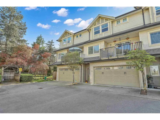 49 8358 121A STREET, Surrey, British Columbia V3W1T6