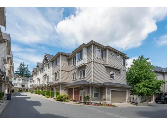 13 19097 64 AVENUE, Surrey, British Columbia V3S6X5