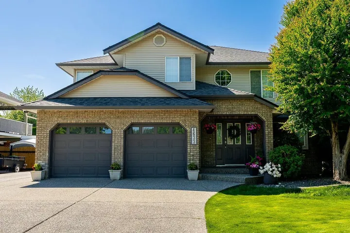 4633 222A STREET, Langley, British Columbia V2Z1M4