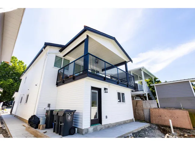 112 SPRINGFIELD DRIVE, Langley, British Columbia V4W3K6