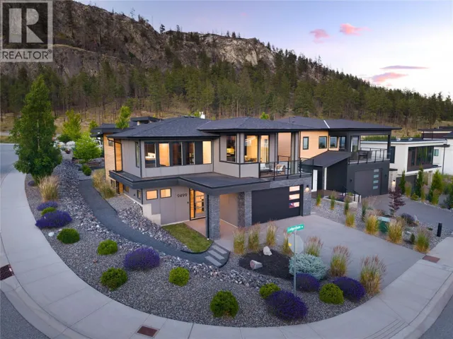 9499 Ledgestone Road, Lake Country, British Columbia V4V0A4