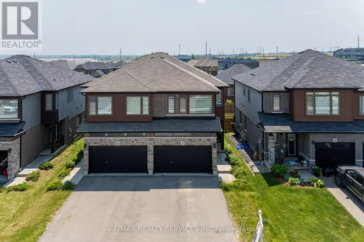 7 BAKER LANE, Brant (Paris), Ontario N3L0K3