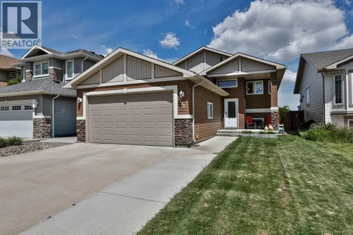 111 Firelight Way W, Lethbridge, Alberta T1K4B2