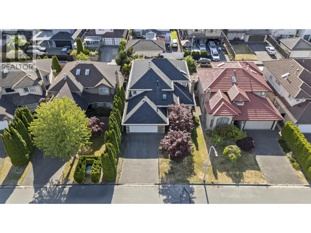 12100 HARRISON AVENUE, Richmond, British Columbia V6V2R8