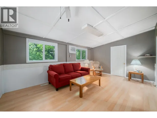 2445 Old Okanagan Highway Unit# 9, West Kelowna, British Columbia V4T1V2