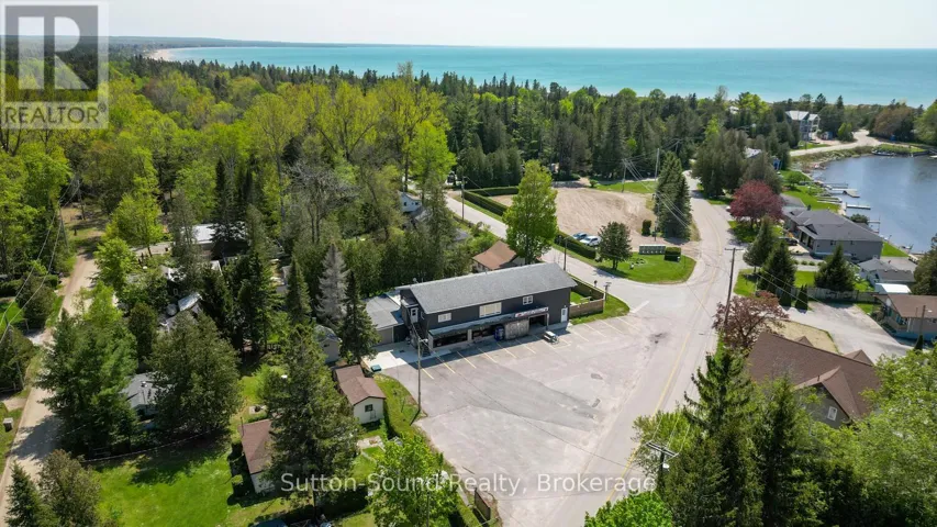 68 SAUBLE FALLS ROAD, South Bruce Peninsula, Ontario N0H2G0