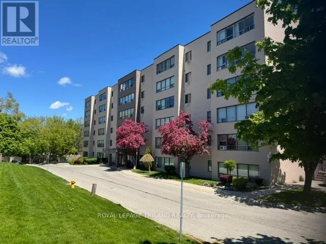 605 - 650 CHEAPSIDE STREET, London North (North C), Ontario N5Y5J8