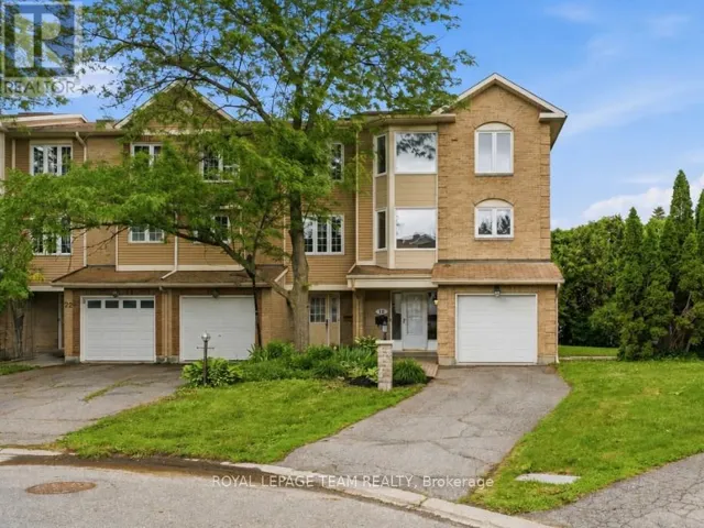 18 ARBORDALE CRESCENT, Ottawa, Ontario K2G5C6