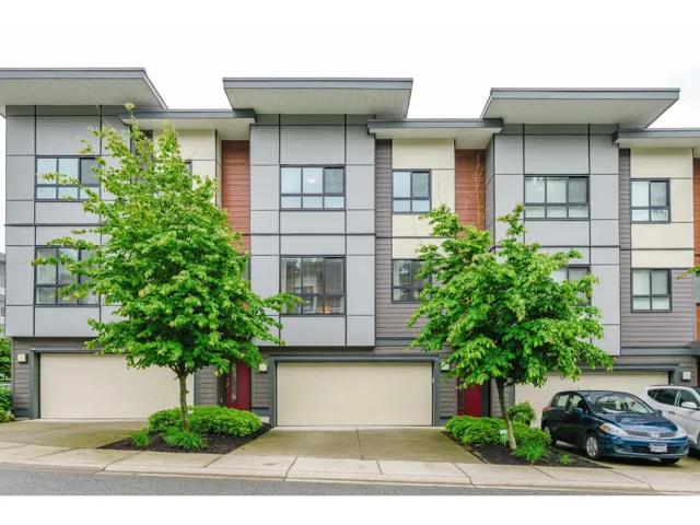 31 1938 N PARRALLEL ROAD, Abbotsford, British Columbia V3G0H1