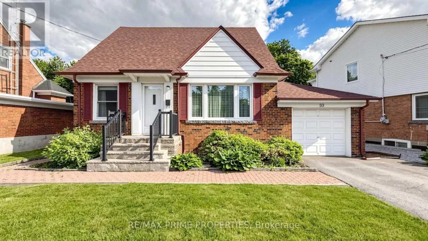 33 IRVINGTON CRESCENT, Toronto (Willowdale East), Ontario M2N2Z2