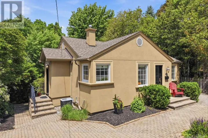 519 COLLEGE STREET, Newmarket (Central Newmarket), Ontario L3Y1C7