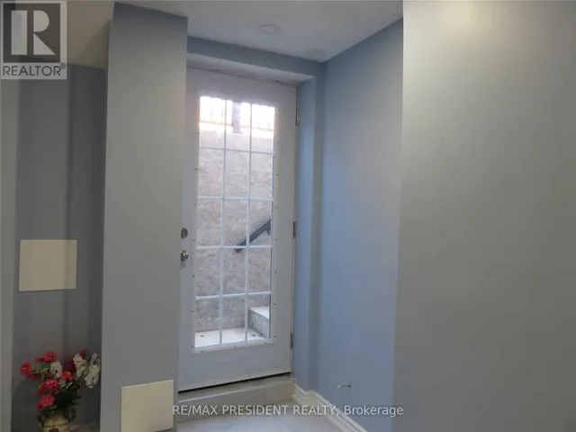 BSMT - 32 VENTURA AVENUE, Brampton (Fletcher's West), Ontario L6Y4Y8