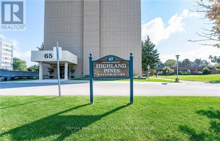 804 - 65 HIGHLAND CRESCENT, Kitchener, Ontario N2M5M8