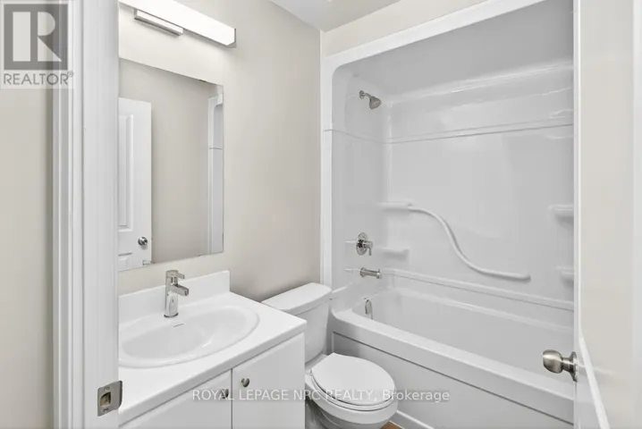 LP20 - 50 HERRICK AVENUE, St. Catharines (Oakdale), Ontario L2P2T9