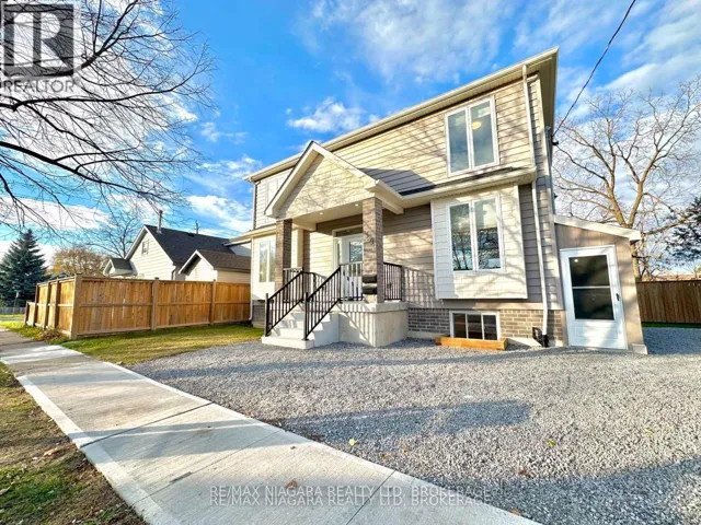 LOWER - 39 GROVE AVENUE, St. Catharines (Secord Woods), Ontario L2P1C5