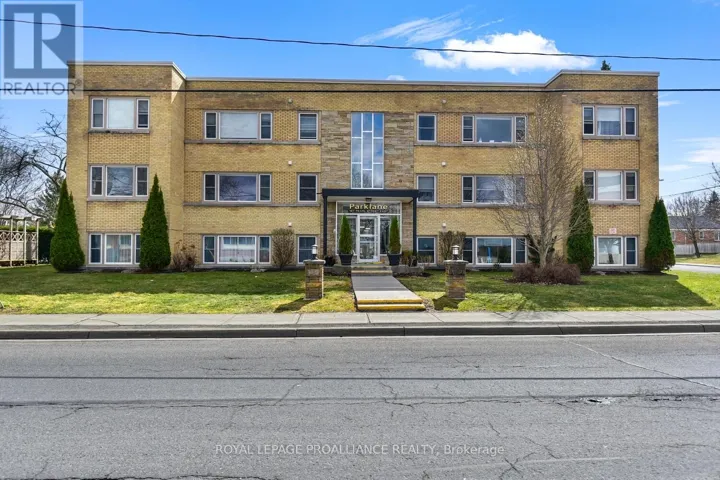 11 - 167 PEARL STREET E, Brockville, Ontario K6V1R5