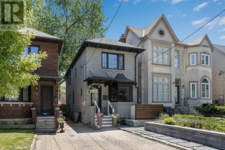 221 BEDFORD PARK AVENUE, Toronto (Lawrence Park North), Ontario M5M1J4