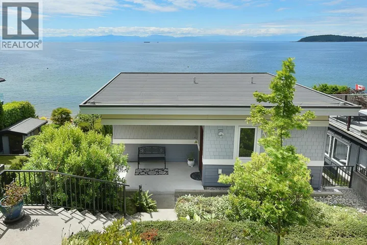 5279 SUNSHINE COAST HIGHWAY, Sechelt, British Columbia V7Z0C4