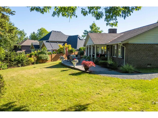 3010 SEMIAHMOO TRAIL, Surrey, British Columbia V4P1H3