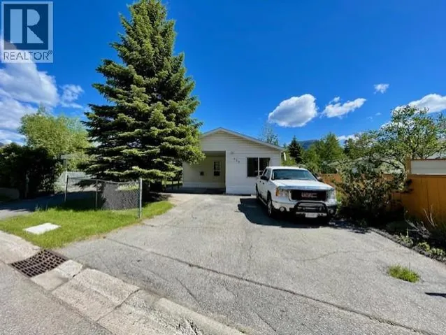 388 RED CEDAR Crescent, Sparwood, British Columbia V0B2G0