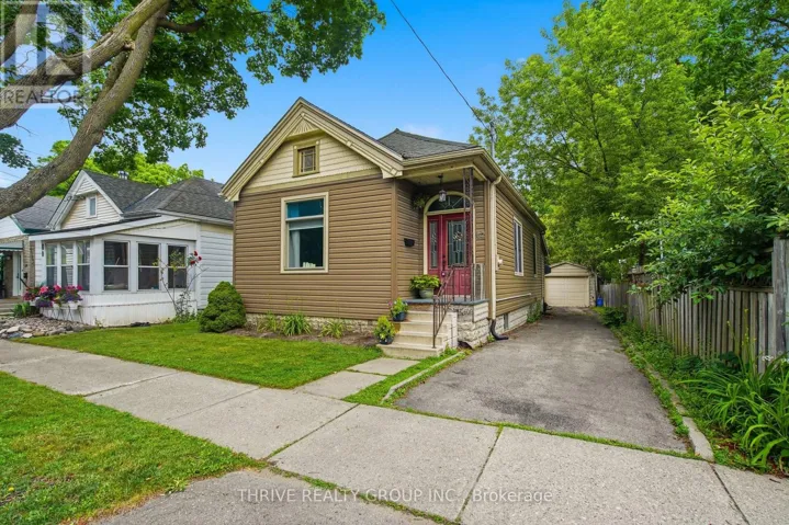 62 TECUMSEH AVENUE E, London South (South F), Ontario N6C1R8