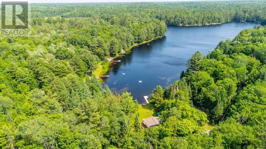1035 ATKINS LAKE ROAD, Bracebridge (Macaulay), Ontario P1L1W9