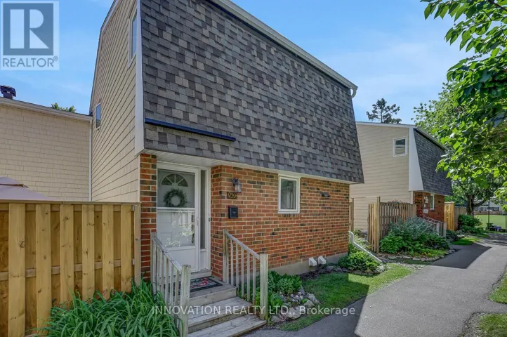 239 SALTER CRESCENT, Ottawa, Ontario K2K1Z2
