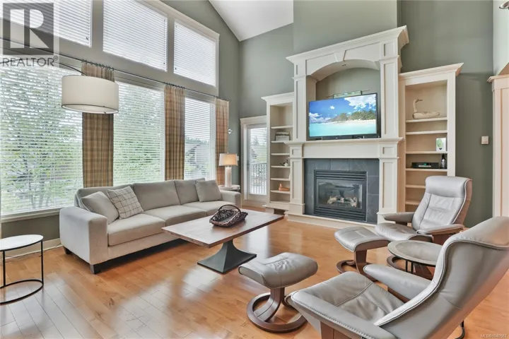 13 630 Brookside Rd, Colwood, British Columbia V9C3A2