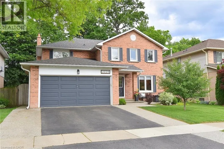 2039 HUNTERS WOOD Drive, Burlington, Ontario L7M2V5