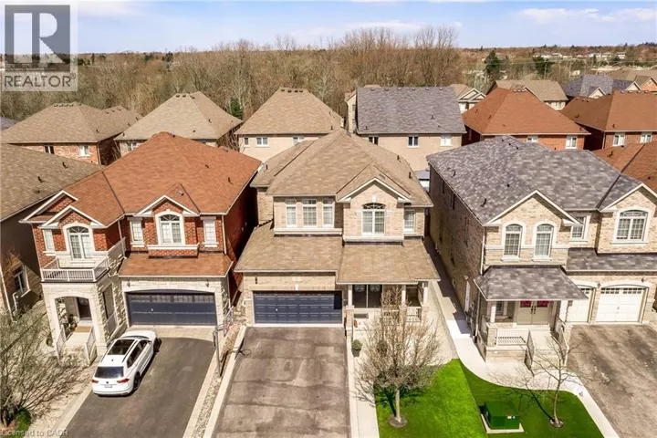 23 MCKNIGHT Avenue, Waterdown, Ontario L8B0R5