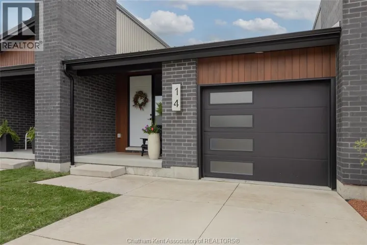 14 Clara CRESCENT, Chatham, Ontario N7M0R8