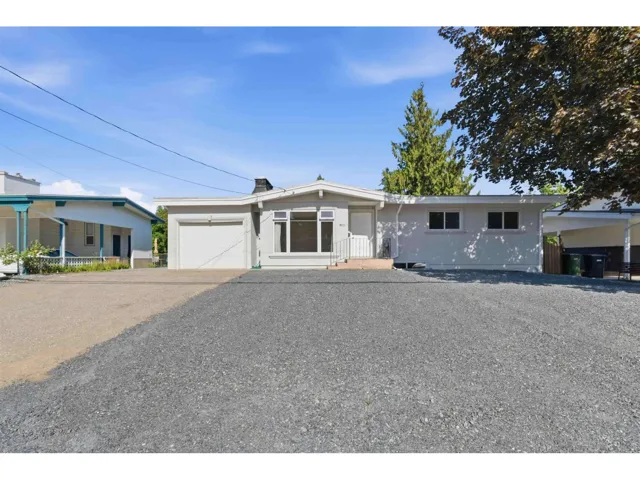 2326 BEAVER STREET, Abbotsford, British Columbia V2T3E1