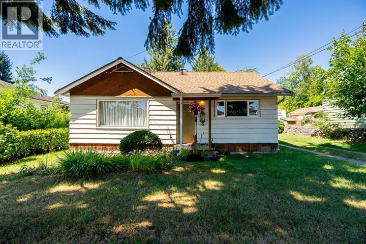 715 RODERICK AVENUE, Coquitlam, British Columbia V3K1P6
