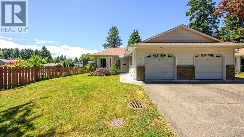 19 1905 Willemar Ave, Courtenay, British Columbia V9N3M5