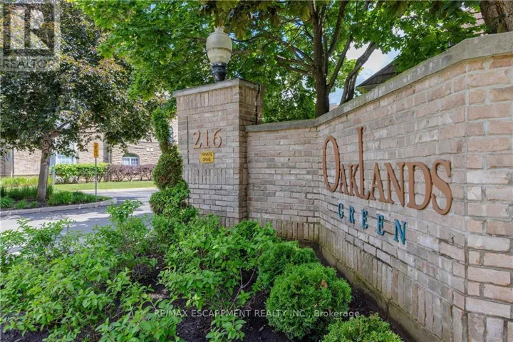 D301 - 216 PLAINS ROAD W, Burlington (Bayview), Ontario L7T4L2