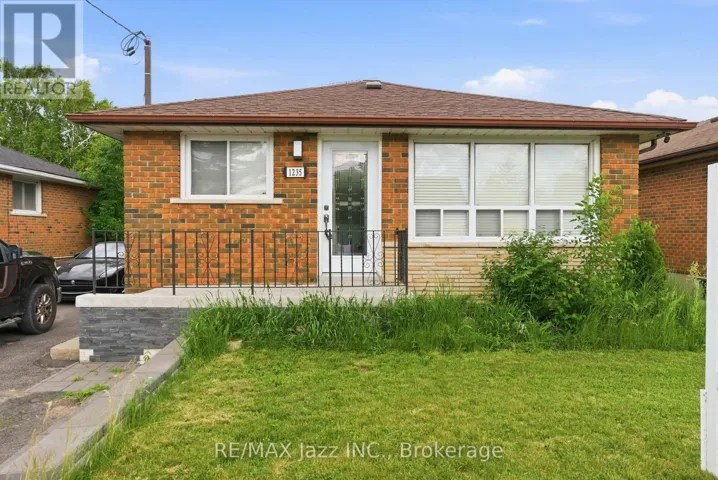 UPPER FLOOR - 1235 SOMERVILLE STREET, Oshawa (Centennial), Ontario L1G4L1