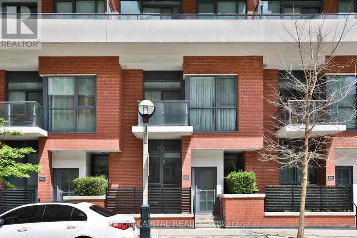 TH03 - 38 IANNUZZI STREET, Toronto (Niagara), Ontario M5V0S2