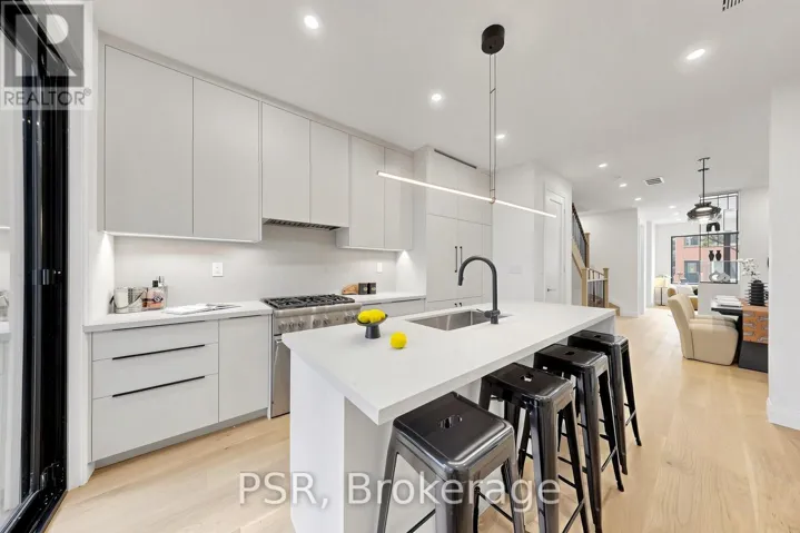30 WINNIFRED AVENUE, Toronto (South Riverdale), Ontario M4M2X3