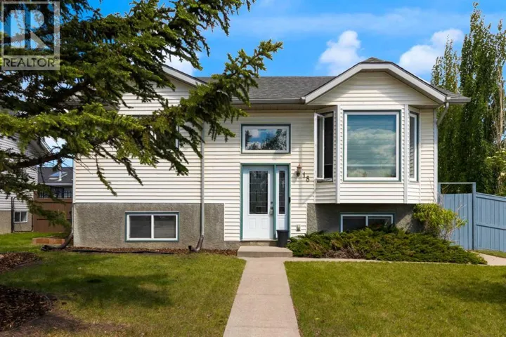 18 West Mcmanus Road, Cochrane, Alberta T4C1L7